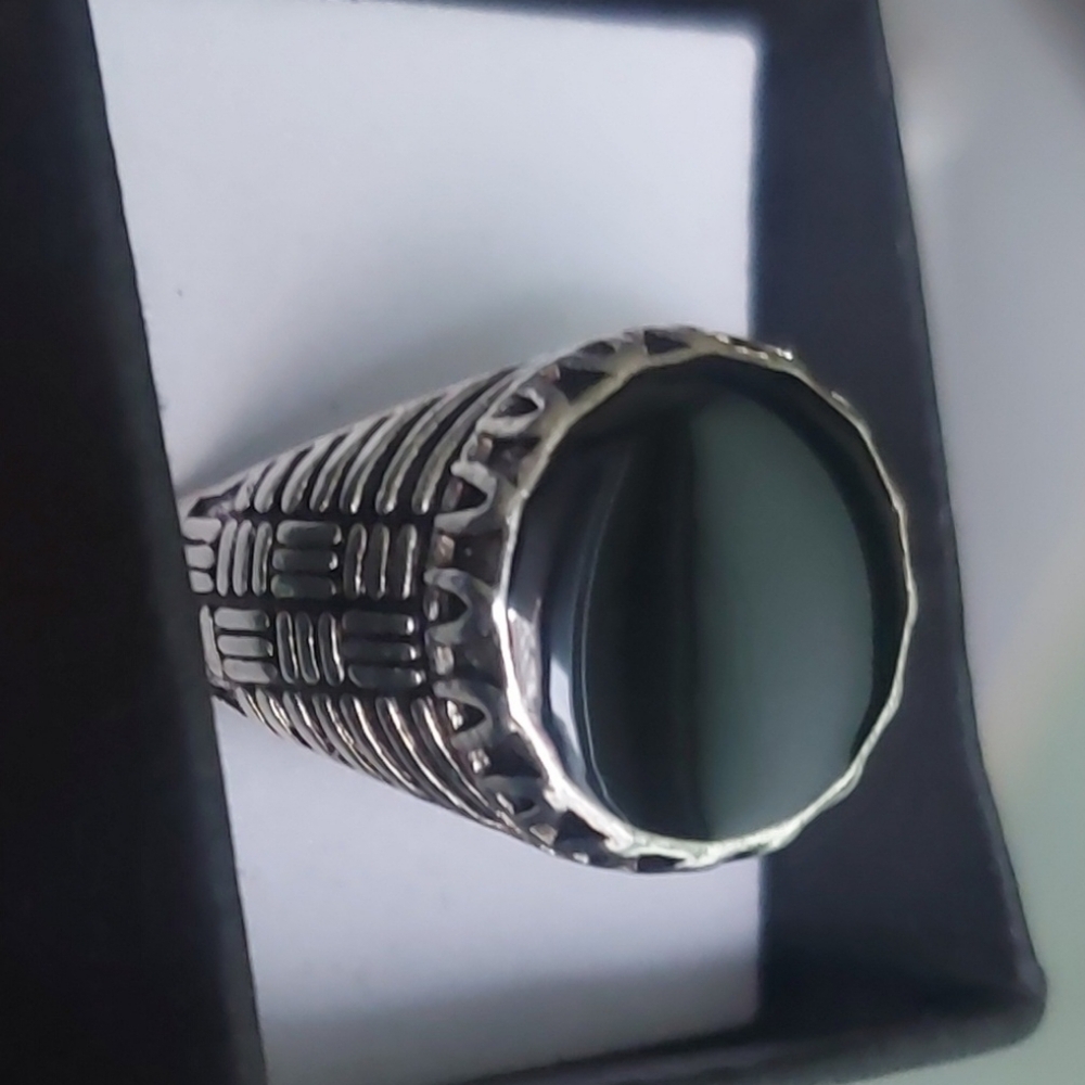 Silver and Black Statement Ring - Picture 3 of 8
